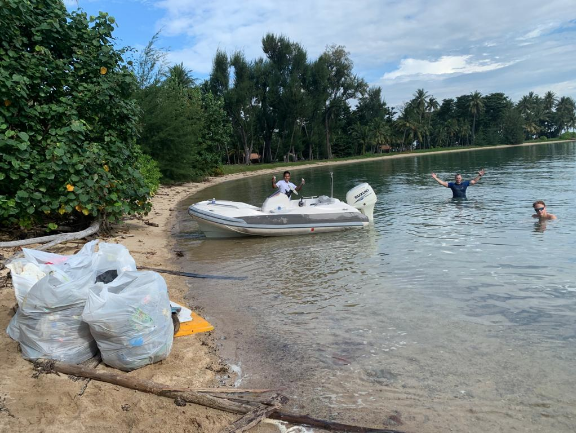 boaters against plastic island clean up