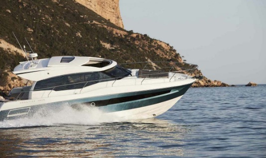 Prestige Yachts 460 Asia Yachting