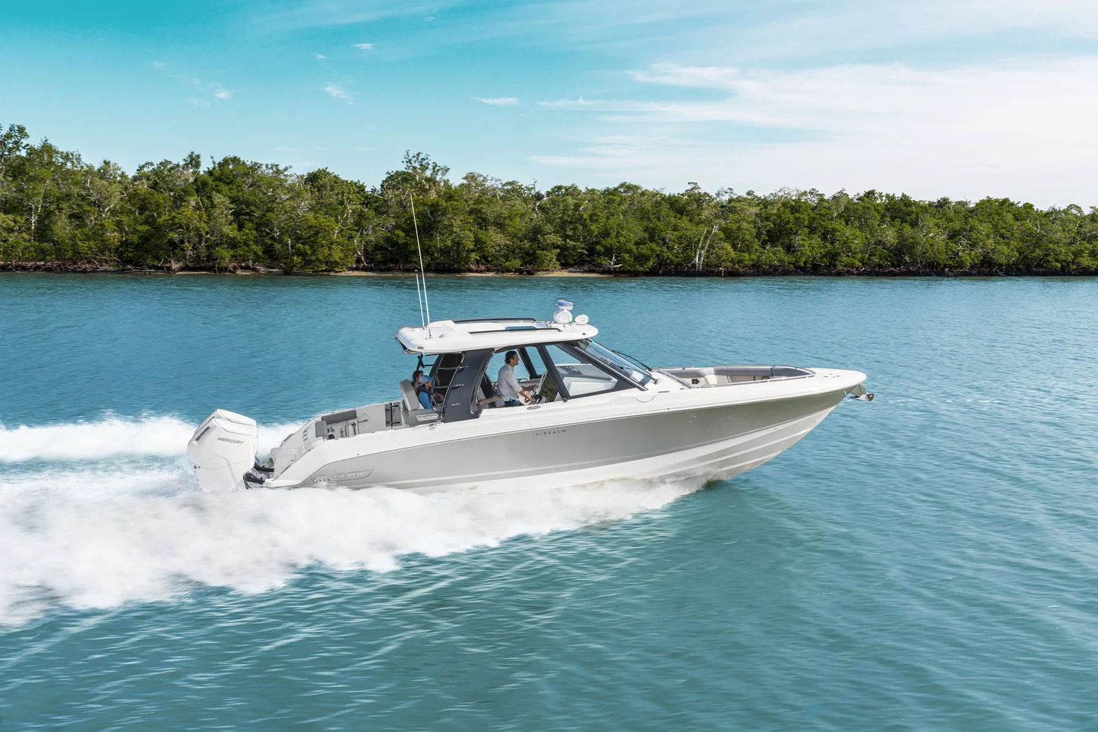 Boston Whaler Crusing boat singapore